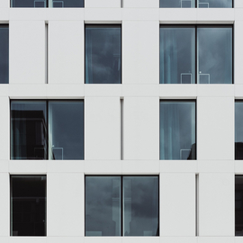 façade rénovée belle façade d'un immeuble rénové
